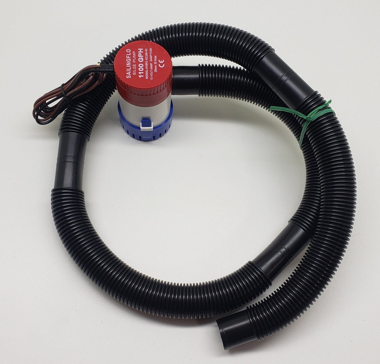 Bilge Pump 1100 GPH + 5 ft of hose