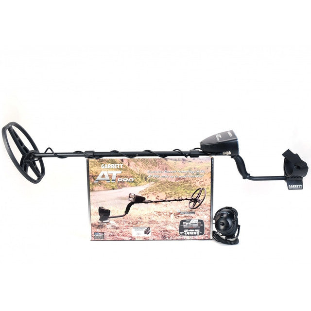 Garrett AT Pro Metal Detector with Waterproof 8.5" x 11" DD Search Coil